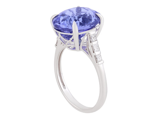 18K Tanzanite Ring