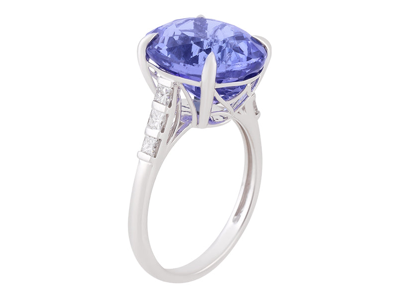 18K Tanzanite Ring